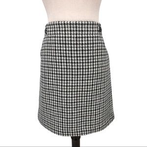 Ann Taylor Houndstooth Wool Blend Mini Skirt Size 6